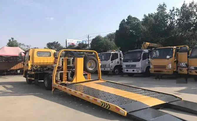 阜南汽车中途维修案例